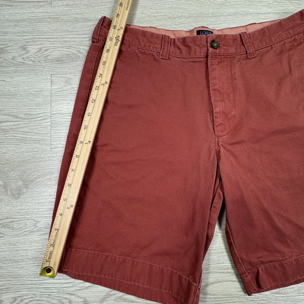 J.Crew Mens Shorts Gramercy Chino Red 33 Flat Front Cotton Casual Classic Modern